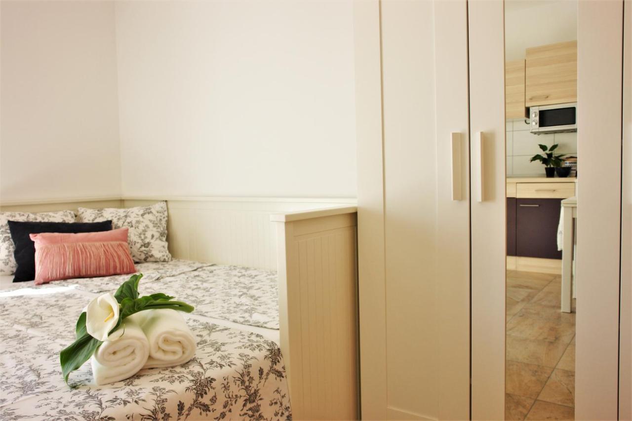 Iva Apartmani Vodice Zewnętrze zdjęcie