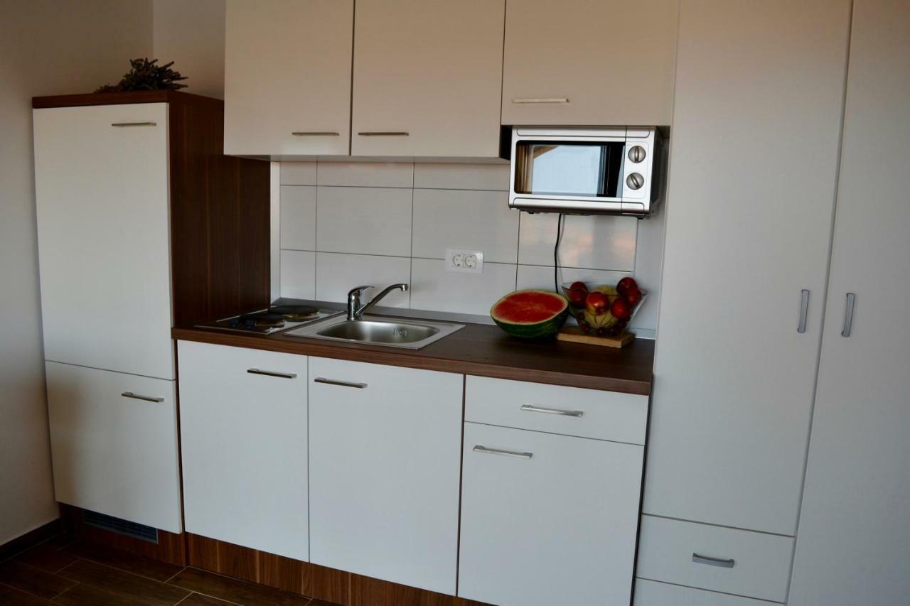 Iva Apartmani Vodice Zewnętrze zdjęcie