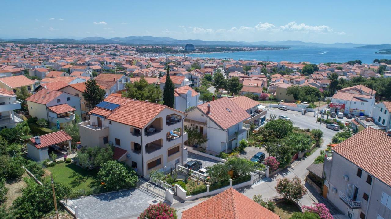 Iva Apartmani Vodice Zewnętrze zdjęcie