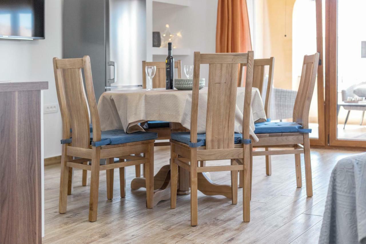Iva Apartmani Vodice Zewnętrze zdjęcie
