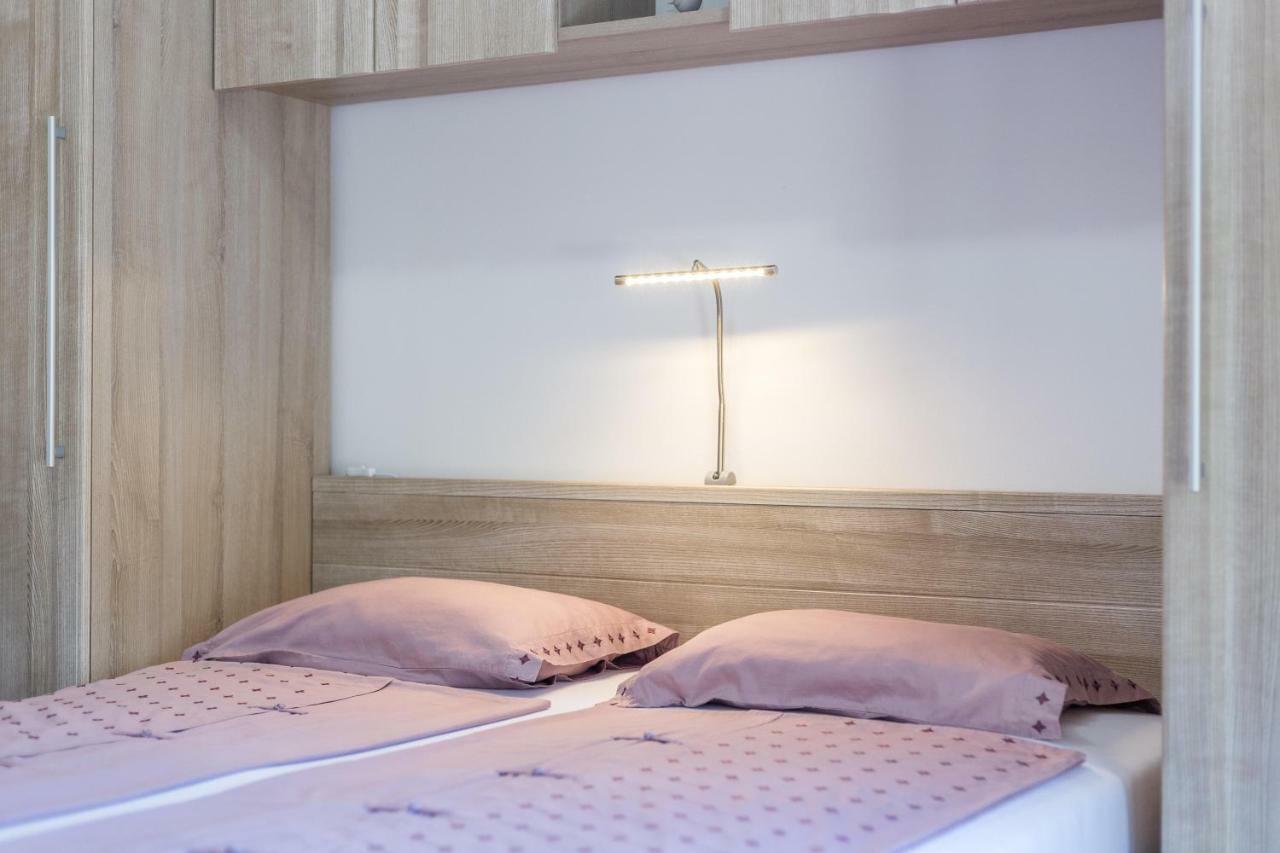 Iva Apartmani Vodice Zewnętrze zdjęcie